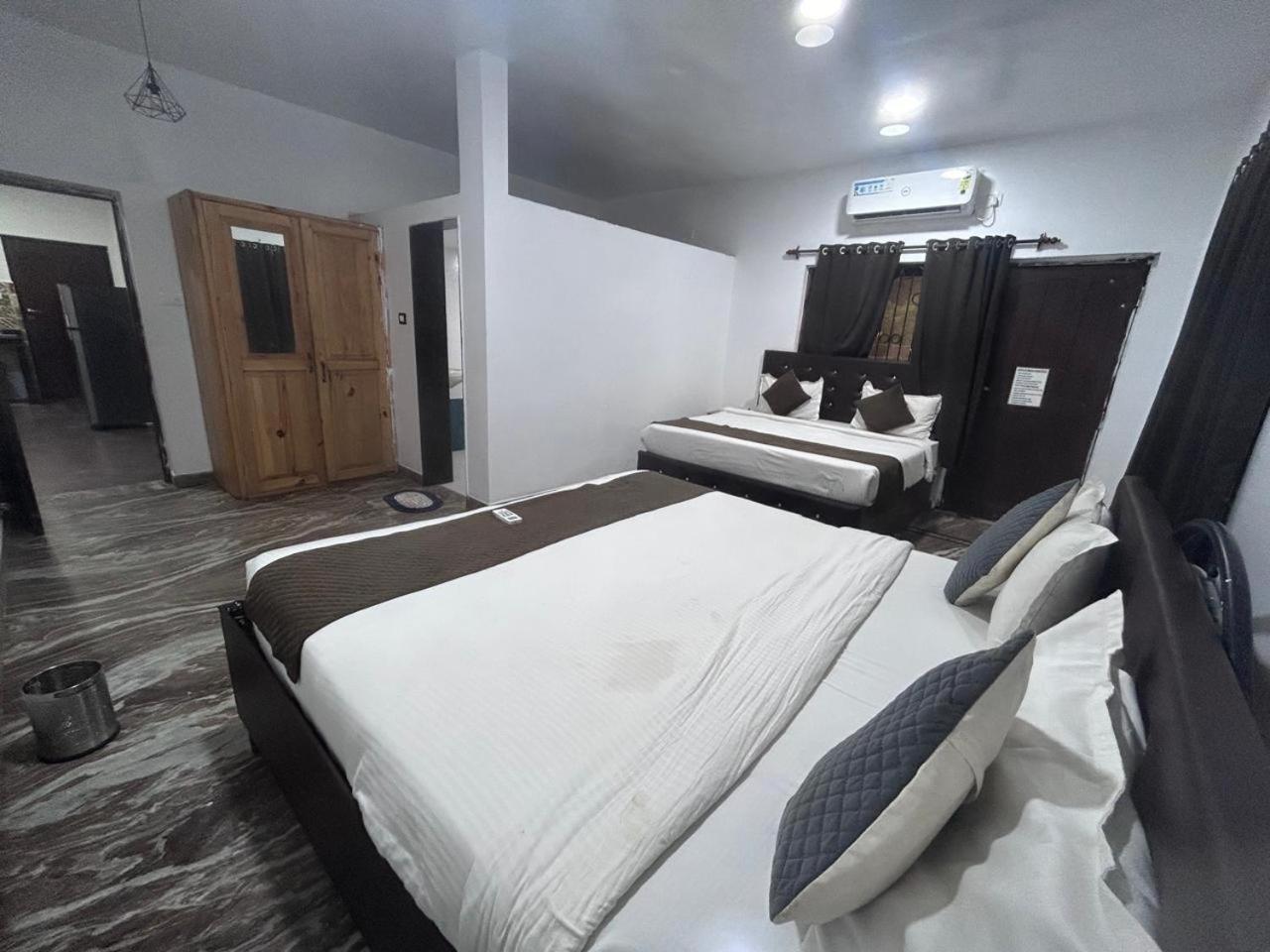 Hotel Baga Place Phòng bức ảnh
